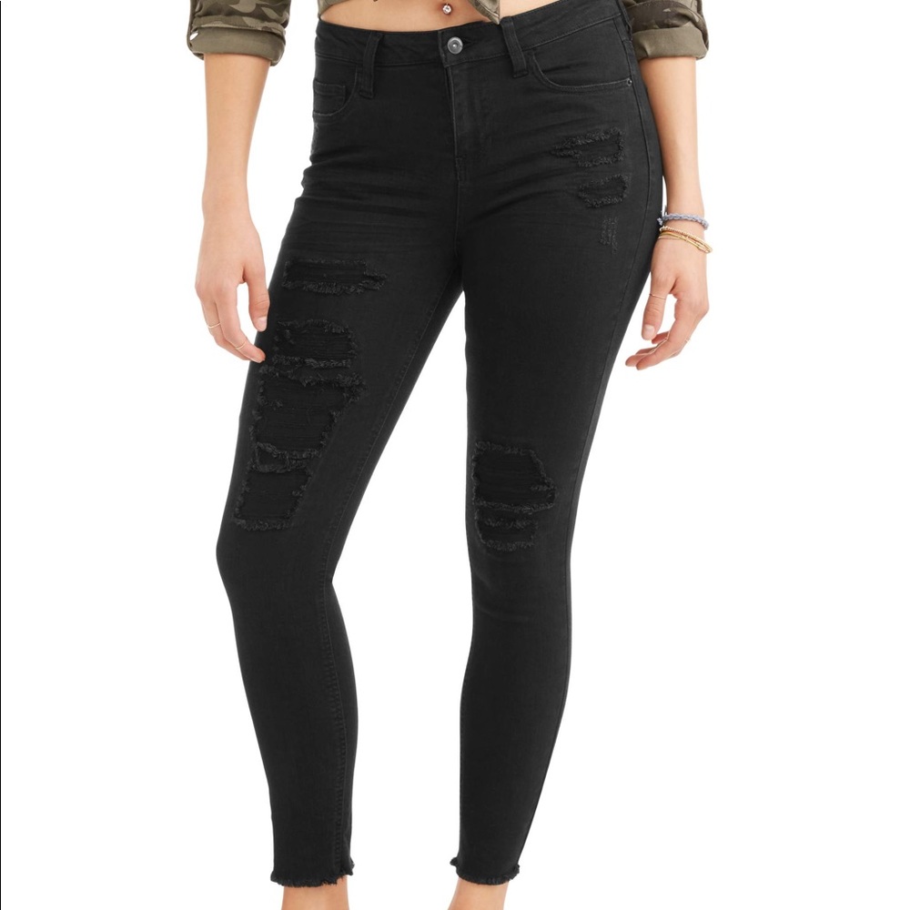 Ripped Black Skinny Jeans